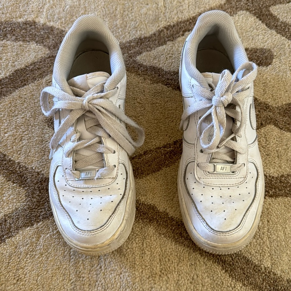 Nuke air force 1- sz US 5Y/US WOMENS 6.5